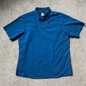 🎉Eddie Bauer First Ascent SS Button Down Shirt, Men's LG, Ocean Blue
